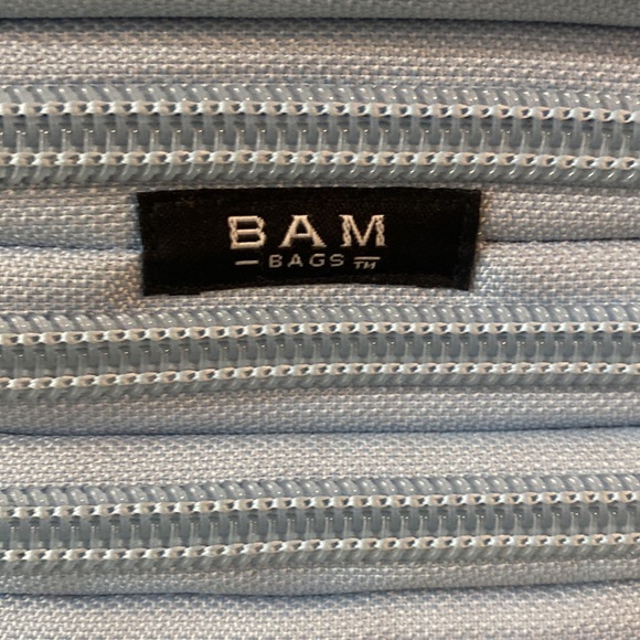 NWOT Light Blue Bam Bag Purse w/Strong Chain Lock & 2 Key - Picture 6 of 9